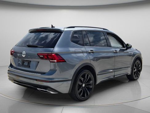 Certified 2021 Volkswagen Tiguan SE R-Line FWD image 7