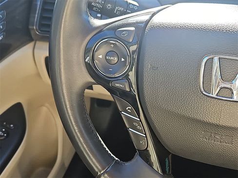 Used 2016 Honda Accord EX-L image 20