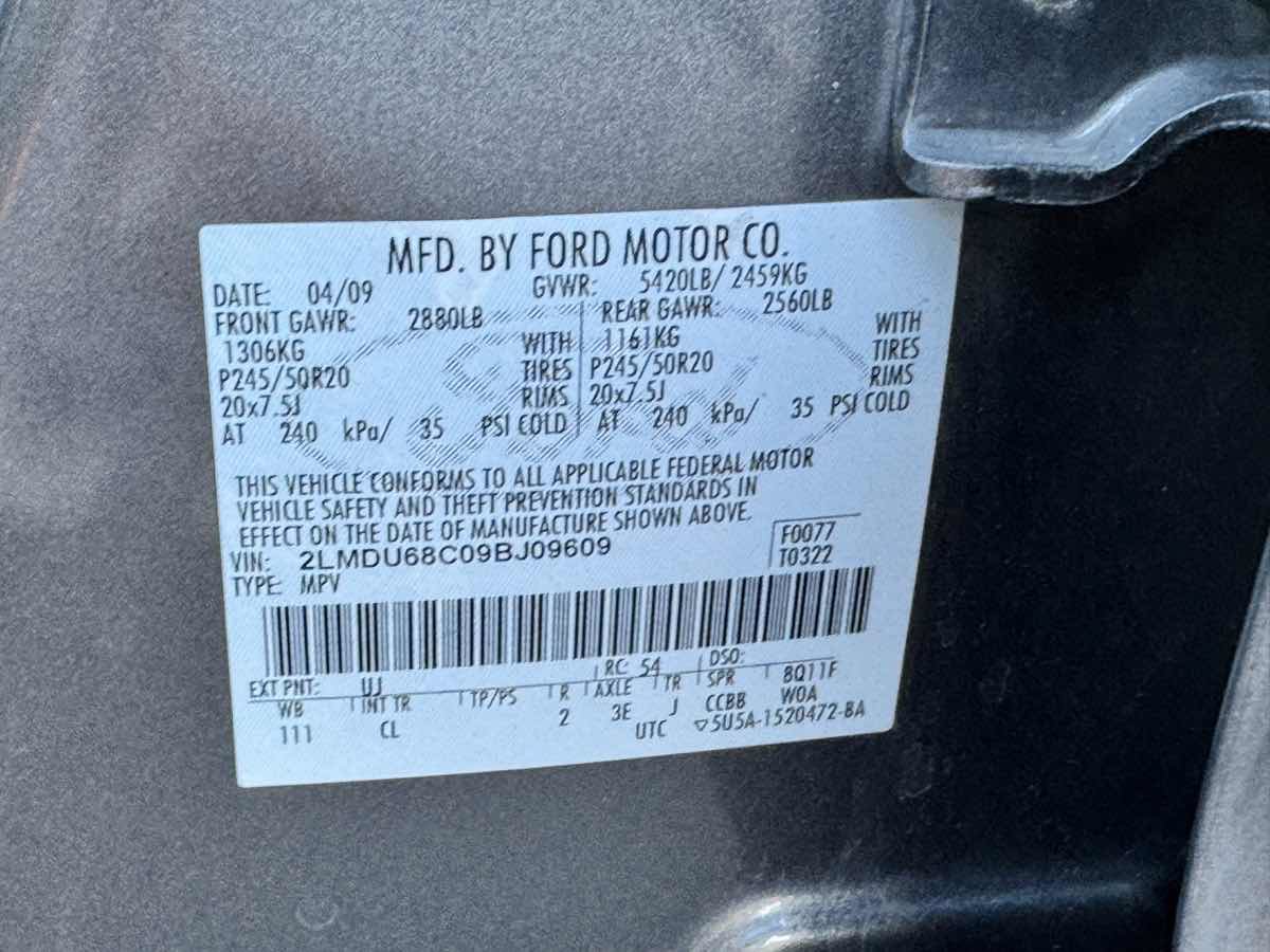 Used 2009 Lincoln MKX 2WD image 17