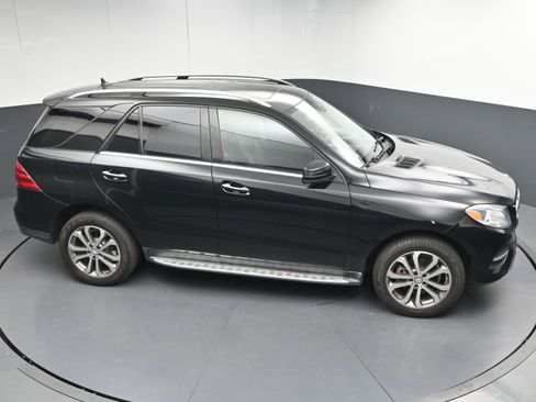 Used 2016 Mercedes-Benz GLE 350 w/ Premium Package image 35