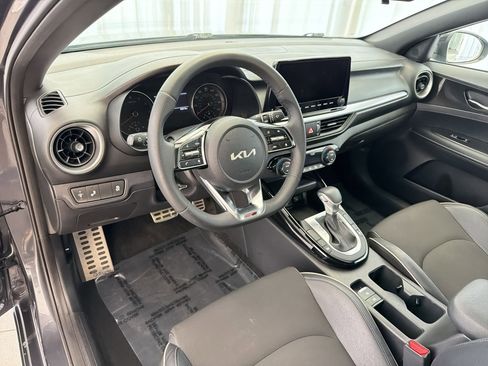 Used 2022 Kia Forte GT-Line w/ GT-Line Technology Package image 4