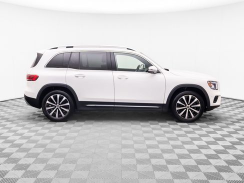 Used 2023 Mercedes-Benz GLB 250 4MATIC image 6