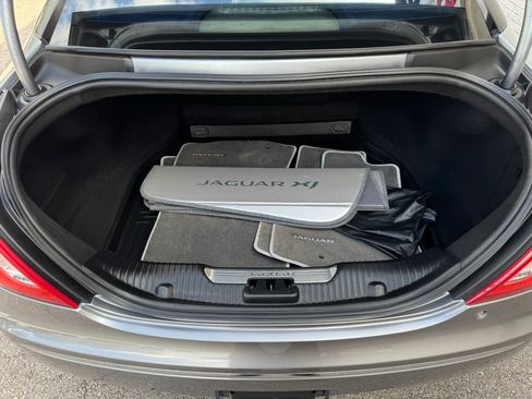 Used 2015 Jaguar XJ L Portfolio RWD image 23