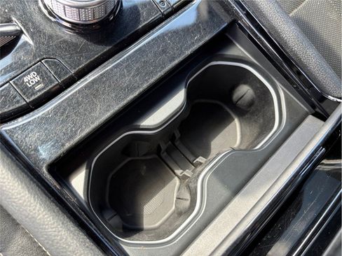 Used 2021 Jeep Grand Cherokee L Overland w/ Luxury Tech Group IV image 38