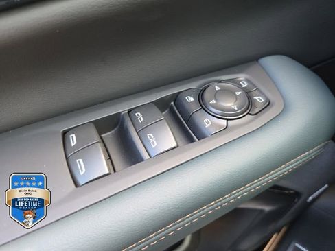 New 2026 GMC Yukon XL AT4 w/ Premium Trailering Package AWD/4WD image 21