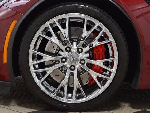 Used 2016 Chevrolet Corvette Z06 w/ 2LZ Preferred Equipment Group image 28