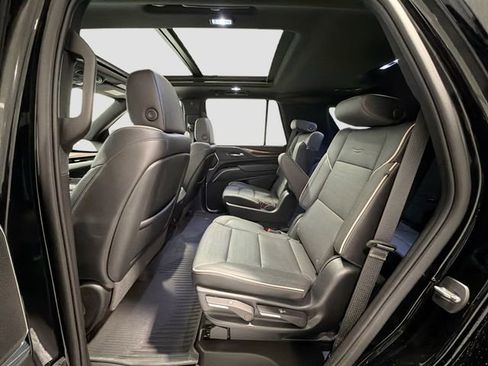 Used 2023 Cadillac Escalade Premium Luxury w/ LPO, Floor Liner Package AWD/4WD image 23