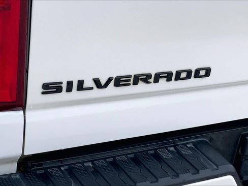 Used 2021 Chevrolet Silverado 2500 LTZ w/ LTZ Plus Package image 30