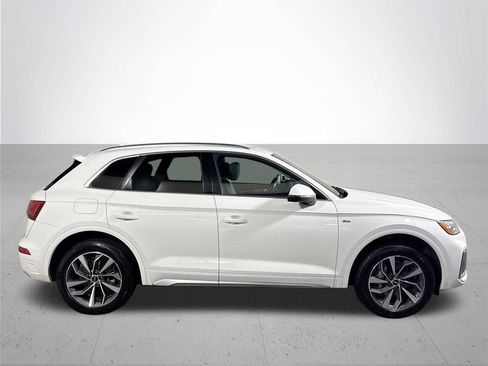 Used 2022 Audi Q5 2.0T Premium Plus AWD/4WD image 5