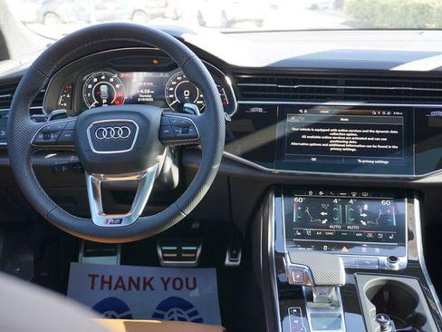 Used 2025 Audi RS Q8 performance AWD/4WD image 36