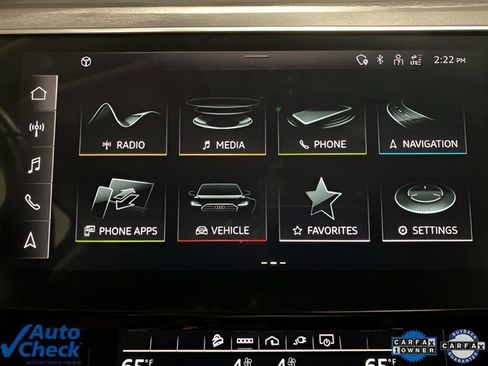 Used 2023 Audi e-tron Premium Plus w/ Premium Plus Package image 41