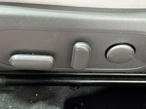 Used 2024 Hyundai Kona SEL image 9