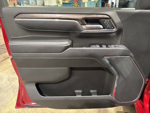 Used 2024 Chevrolet Silverado 2500 LTZ image 19