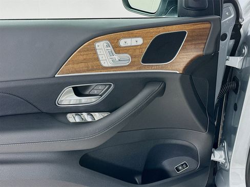 Used 2025 Mercedes-Benz GLE 350 4MATIC image 19