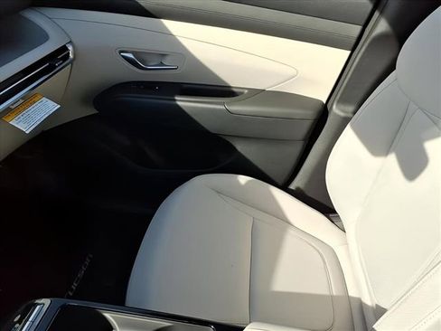 New 2026 Hyundai Tucson SEL image 16