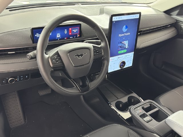 Used 2026 Ford Mustang Mach-E Select RWD image 2