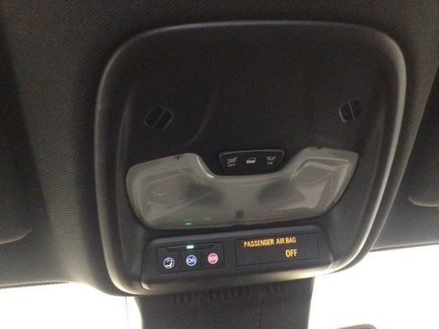 Used 2026 Chevrolet Colorado W/T w/ WT Custom Package RWD image 26