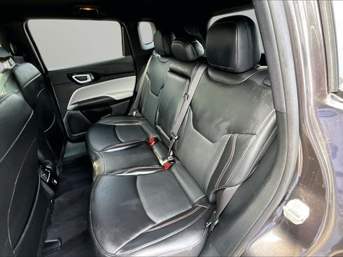 Used 2023 Jeep Compass Limited AWD/4WD image 18