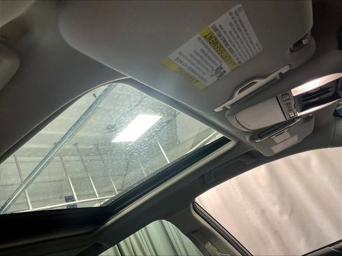 Used 2023 Subaru Forester Premium image 22