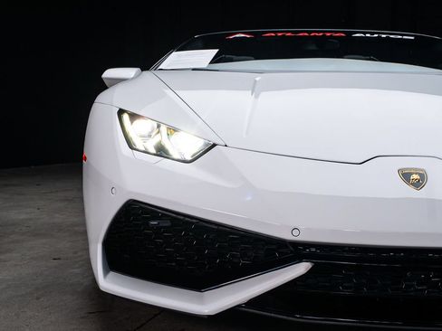Used 2017 Lamborghini Huracan LP 610-4 AWD/4WD image 10