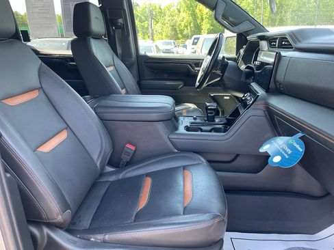 Certified 2024 GMC Sierra 1500 AT4 w/ AT4 Premium Package AWD/4WD image 14