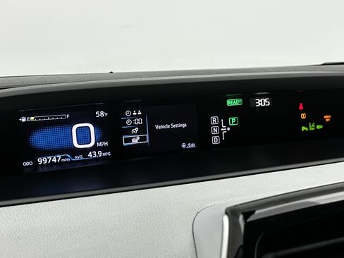 Used 2017 Toyota Prius Two w/ Prius Two Safety Plus Package image 17