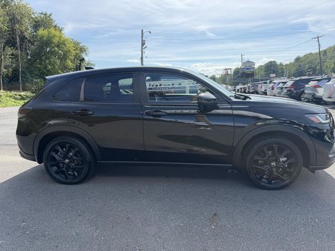Used 2024 Honda HR-V Sport image 4