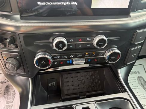 Certified 2025 Ford F150 Raptor AWD/4WD image 30