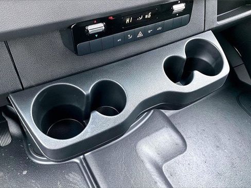 New 2025 Mercedes-Benz Sprinter 2500 image 11