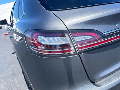 Used 2021 Lincoln Nautilus Reserve w/ Equipment Group 201A AWD/4WD image 25