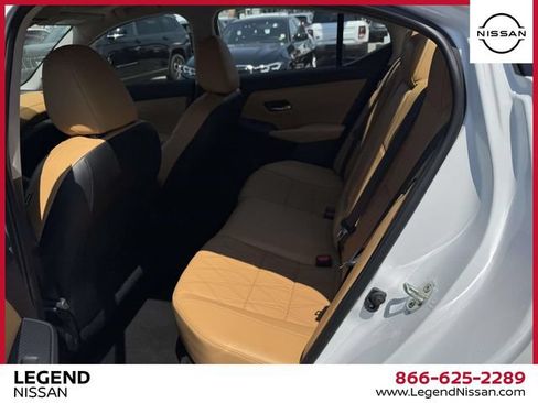 Used 2023 Nissan Sentra SV w/ SV Premium Package FWD image 11