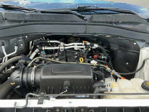Used 2021 Ford Explorer XLT RWD image 24