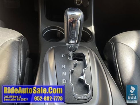 Used 2015 Dodge Journey Crossroad w/ Driver Convenience Group FWD image 19