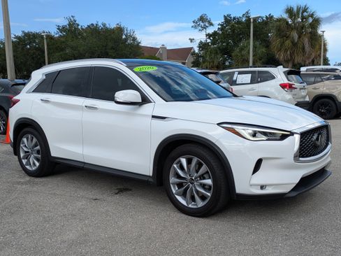 Used 2020 INFINITI QX50 Luxe w/ Navigation Package FWD image 1