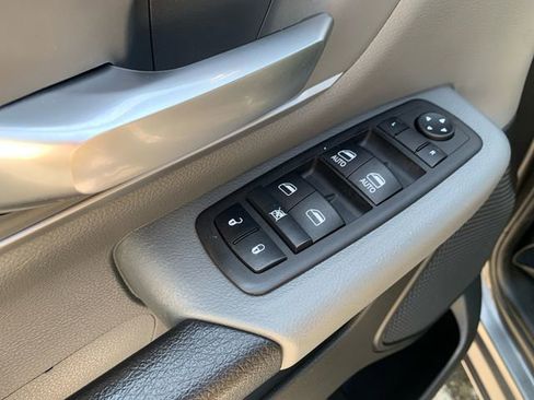 Used 2023 RAM 1500 Big Horn image 17