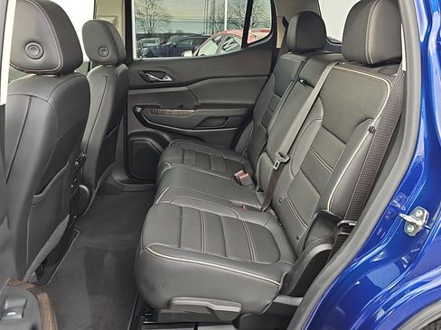 Used 2023 GMC Acadia Denali w/ Denali Ultimate Package image 10