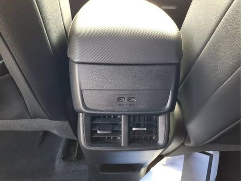 Used 2025 Chevrolet Equinox LT w/ Convenience Package II AWD/4WD image 16