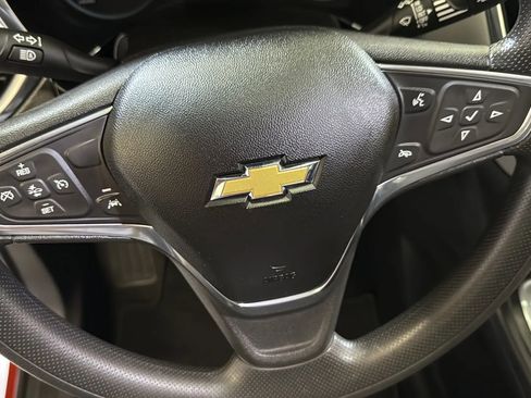 Used 2020 Chevrolet Equinox LS w/ LS Convenience Package image 13