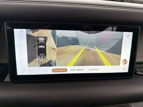 Used 2020 Land Rover Defender 110 HSE image 18