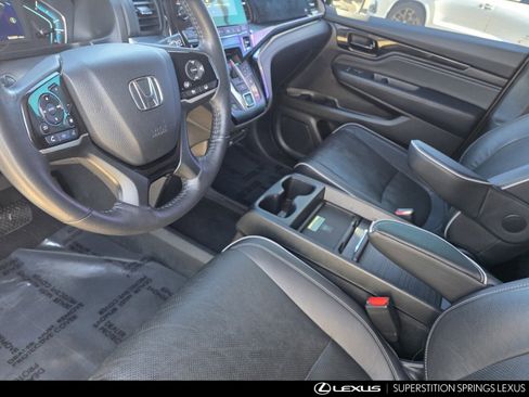 Used 2023 Honda Odyssey Elite image 13