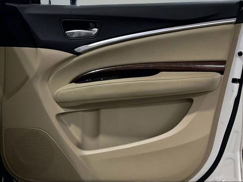 Used 2017 Acura MDX SH-AWD image 24