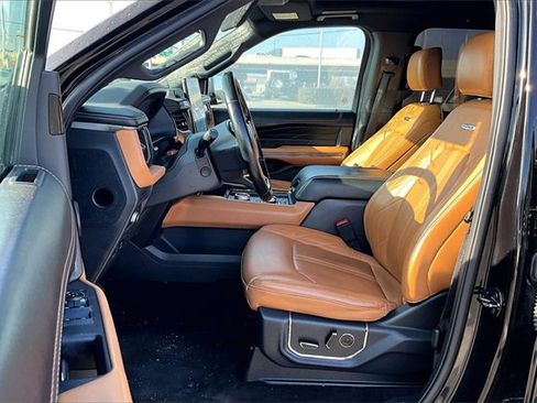 Used 2022 Ford Expedition Max Platinum image 4