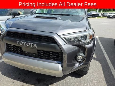 Used 2021 Toyota 4Runner TRD Off-Road AWD/4WD image 12