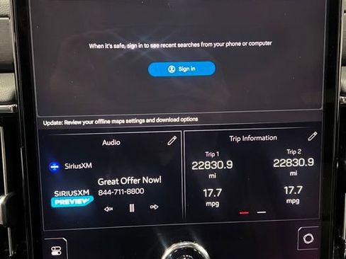 Used 2025 GMC Yukon XL Denali image 37