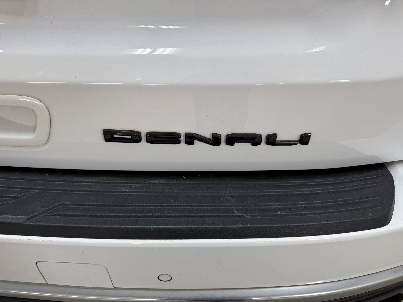 Used 2021 GMC Yukon XL Denali AWD/4WD image 40