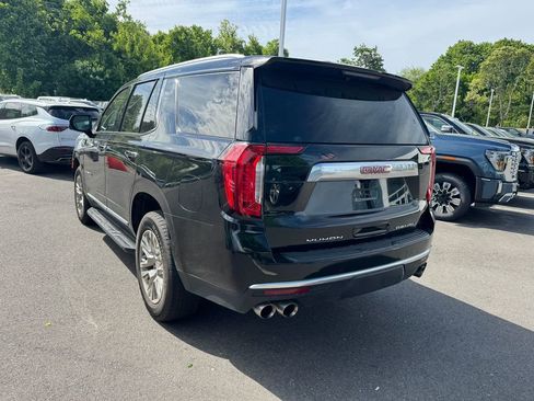 Used 2023 GMC Yukon Denali AWD/4WD image 6