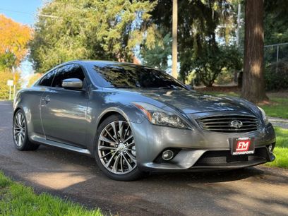 Used 2013 INFINITI G37 Journey w/ Premium Pkg