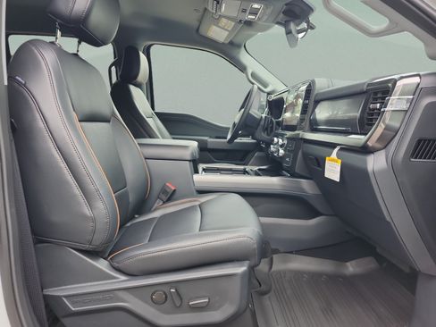 New 2026 Ford F250 Lariat w/ Chrome Package AWD/4WD image 19