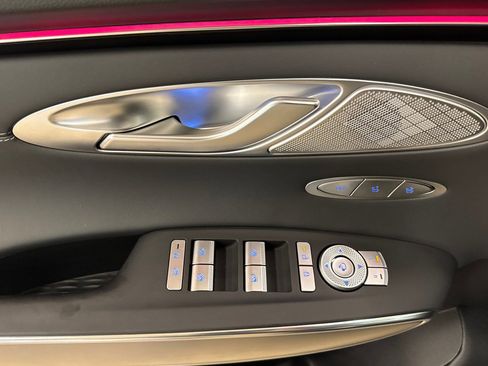 New 2026 Genesis GV70 2.5T AWD/4WD image 11