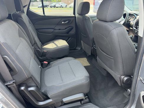 Used 2018 Chevrolet Traverse LT AWD/4WD image 18